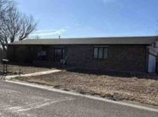 330 E Hill St, Colby, KS 67701