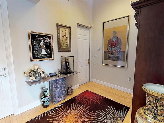 5th image of 2602 Magdalina Dr