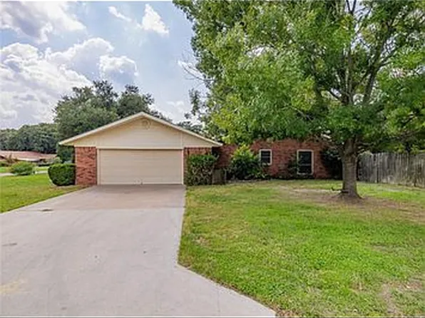 1502 Okelley Rd, Rockdale, TX 76567