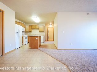 3700 2nd St NE #201, Minot, ND 58703