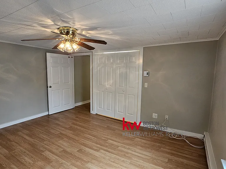 27 Ferry St #B — Photo 10