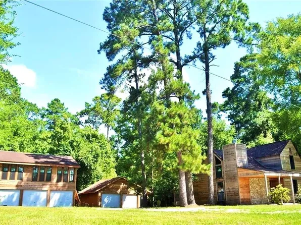 40 Pine Shadows Ln, Coldspring, TX 77331