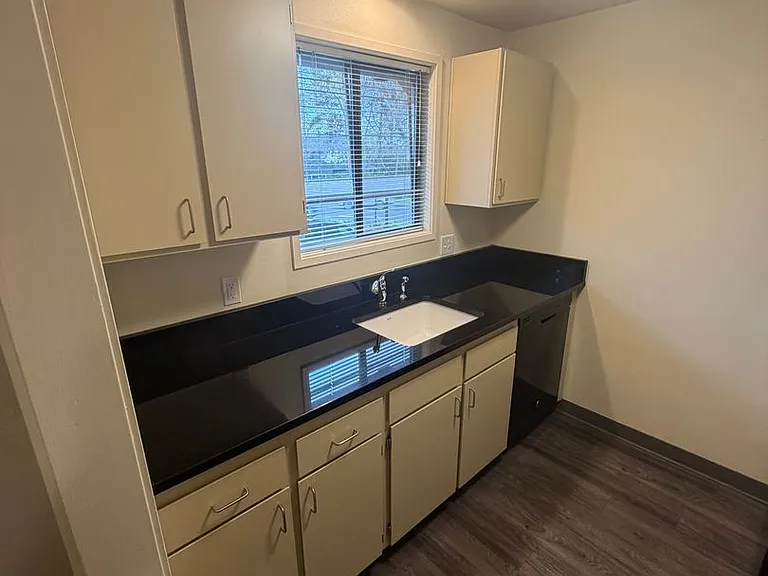 Northgreen Apartments — Photo 71