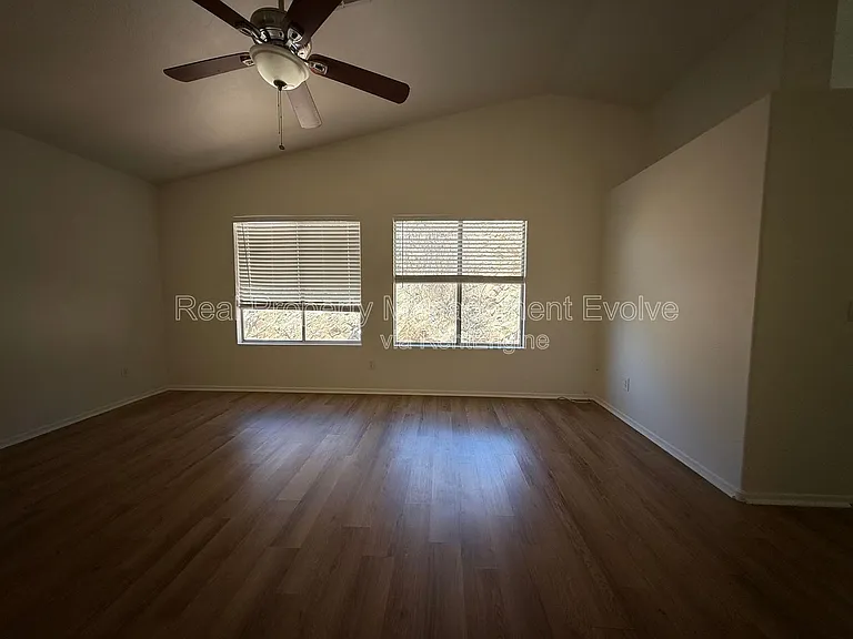 16838 S 20th Pl — Photo 22
