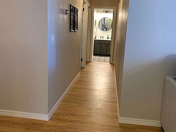 2nd image of 3 Greenwood Ln