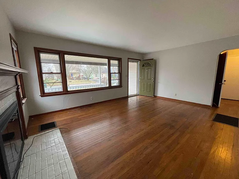 2784 Eastminster Rd — Photo 5