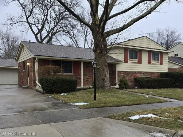 15578 Liverpool St, Livonia, MI 48154
