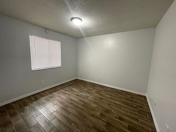 3rd image of 709 31st Ave E #711