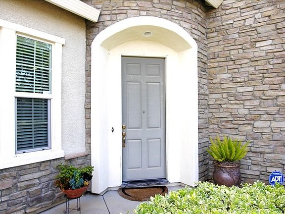 3rd image of 10383 Nicanor Ct