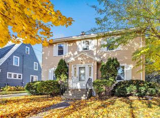 1259 Eliza St, Green Bay, WI 54301