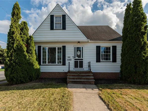 4403 Pershing Ave, Parma, OH 44134