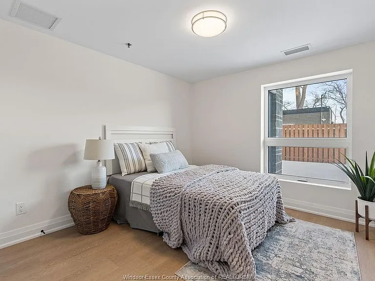11646 Tecumseh Rd E #201 — Photo 20