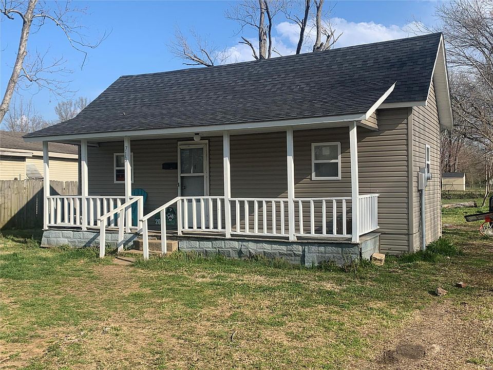 713 W Victor St, Poplar Bluff, MO 63901 Zillow