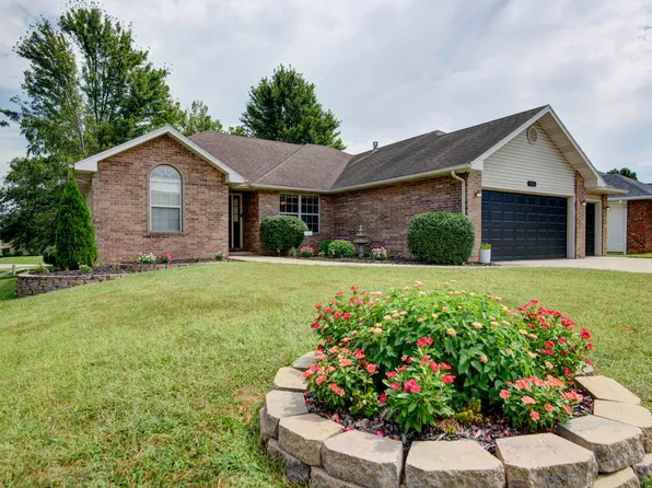 3306 S Brunswick Avenue, Springfield, MO 65809