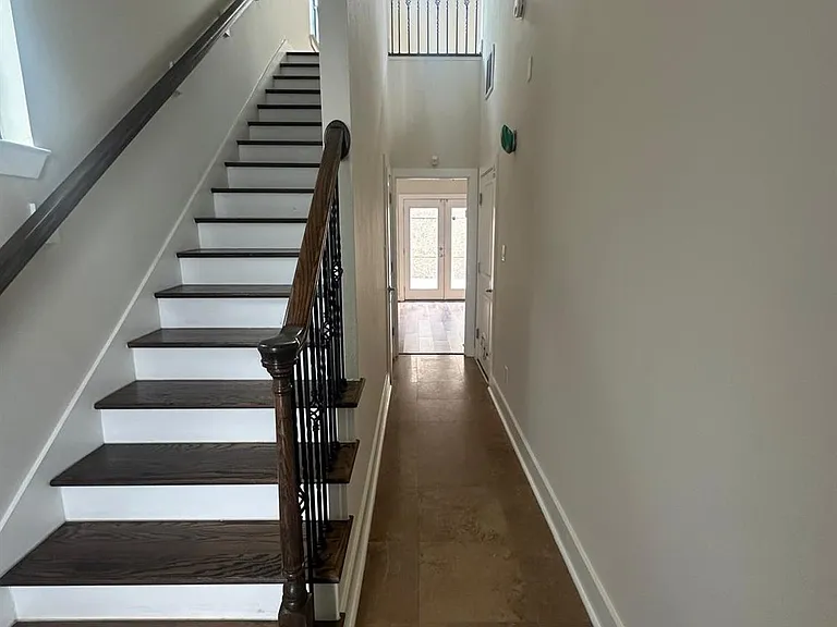 4106 Marina St — Photo 5