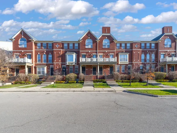 3211 Camden Dr, Troy, MI 48084