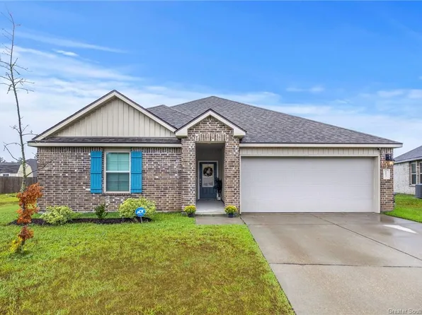 803 Hummingbird Cv, Lake Charles, LA 70611