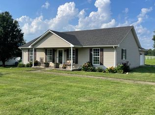 7266 Bowling Green Rd, Scottsville, KY 42164
