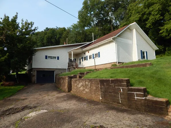 1008 Oakwood Ter, Saint Marys, WV 26170