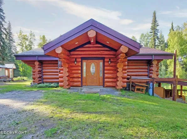 616 Gold Vein Rd, Fairbanks, AK 99712