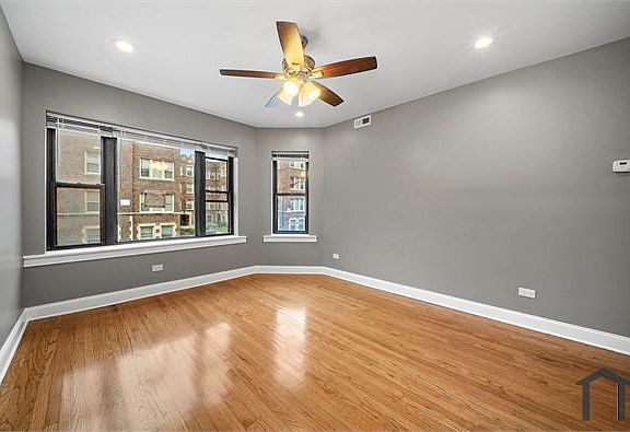 2nd image of 1621 E 70th St #1