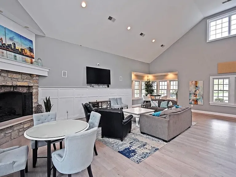 3675 Willowlea Ct #D — Photo 11