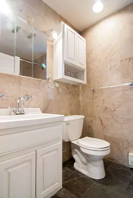 Rented by WAM Partners - William Moses Co. | media 34