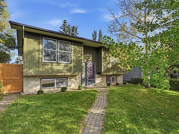 2nd image of 256 W Silverview Way NW