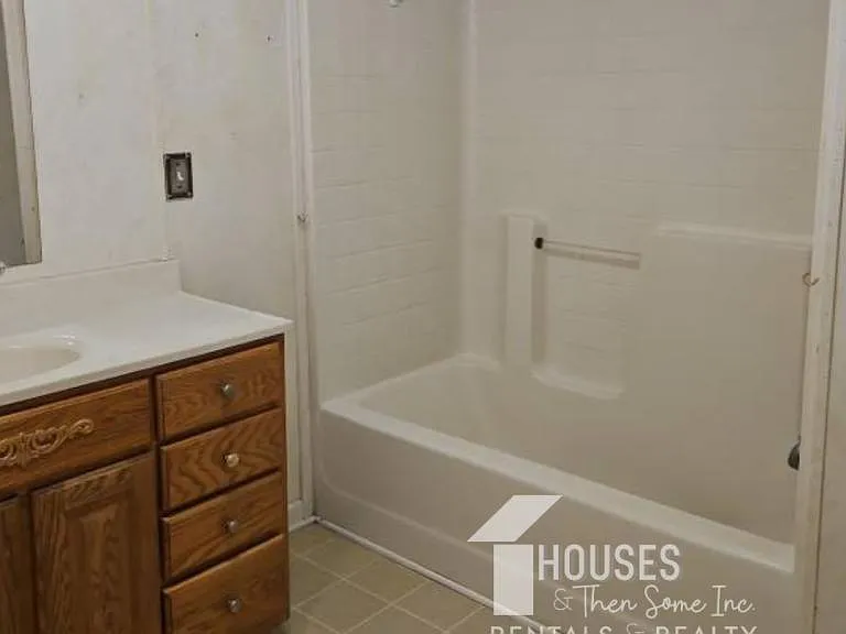 102 Nemo Ln — Photo 14