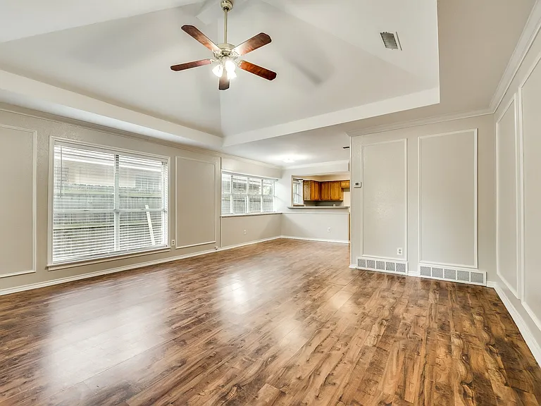 6108 Paradise Dr — Photo 5