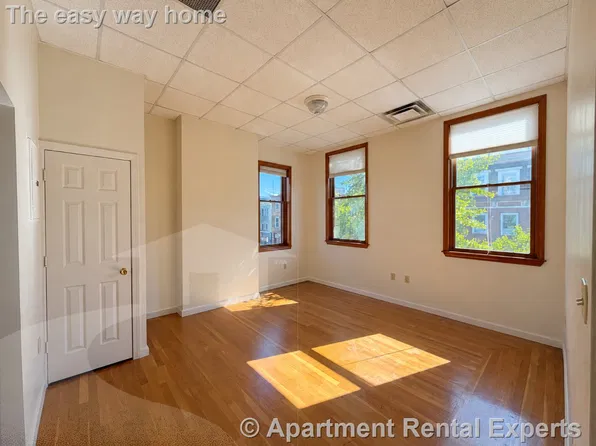 1153 Cambridge St, Cambridge, MA