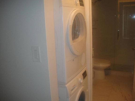 5th image of 7 Golfs Edge APT B