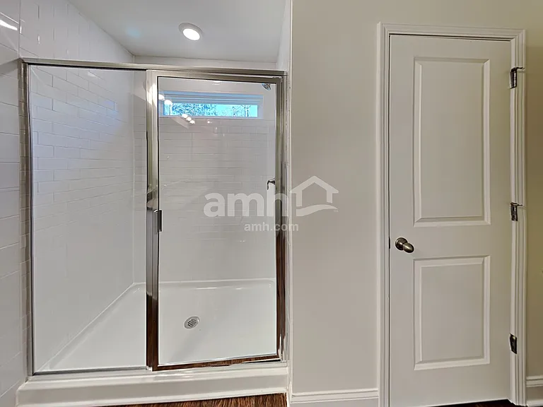 1330 Ashlyn Ct — Photo 10