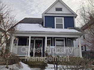 1128 E Fulton St, Grand Rapids, MI 49506