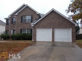 329 Kentwood Springs Dr, Hampton, GA 30228