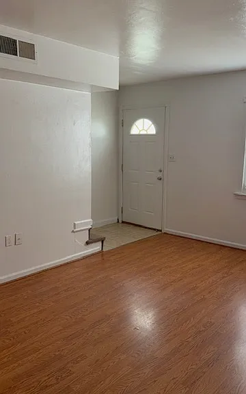 2615 Idlewild Blvd NE #2615 — Photo 2