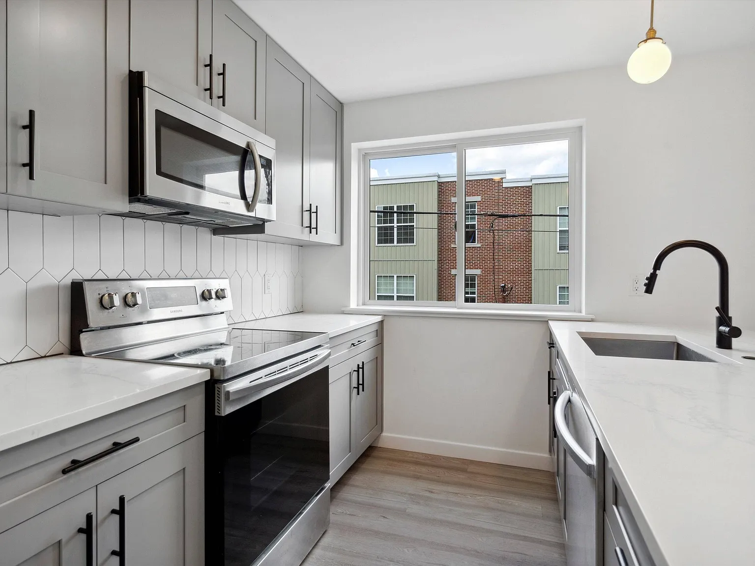 1338 N 15th ST Unit C3 — Photo 3