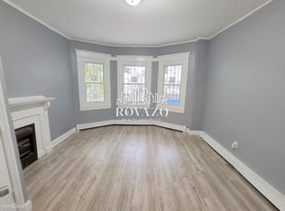 176 Dewey St #11615239, Newark, NJ 07112