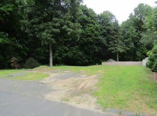 44 Taillon St, Bristol, CT 06010