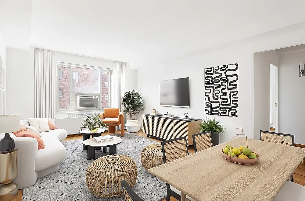 315 Avenue C — Photo 1