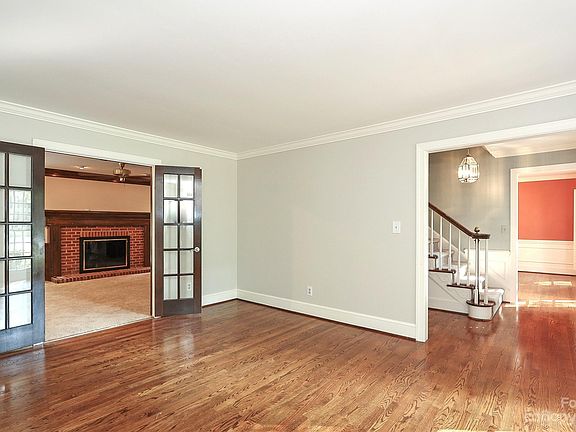 4th image of 6610 Mays Chapel Ln