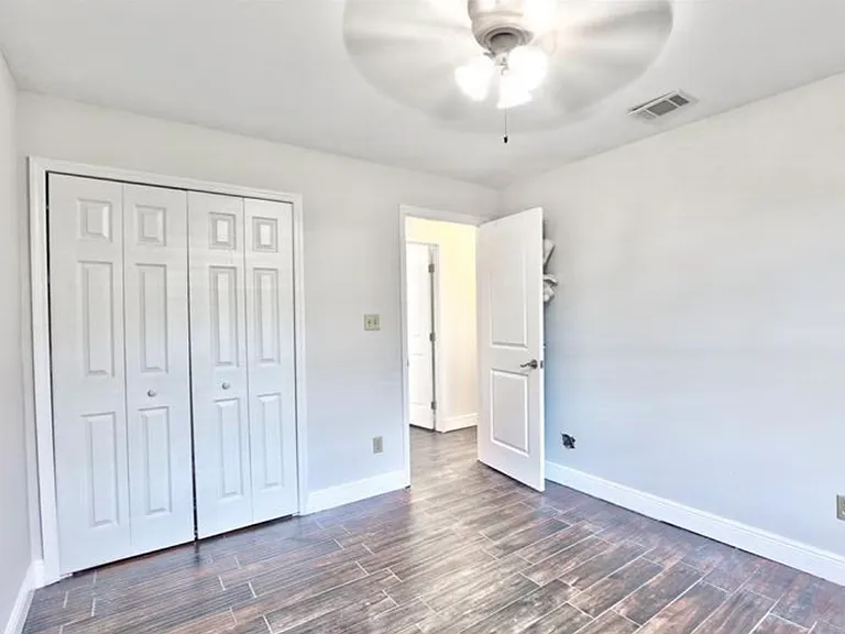 8209 Wellsmere Cir — Photo 12