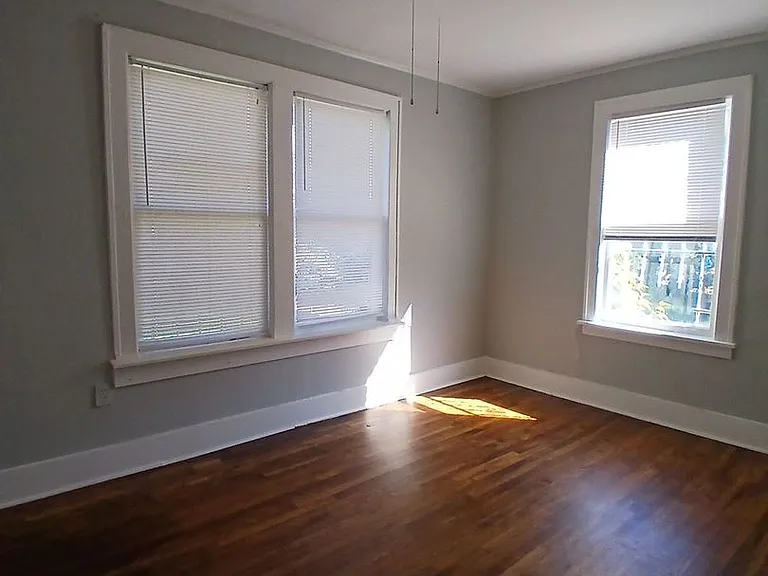 2384 Forrest Ave #D — Photo 10