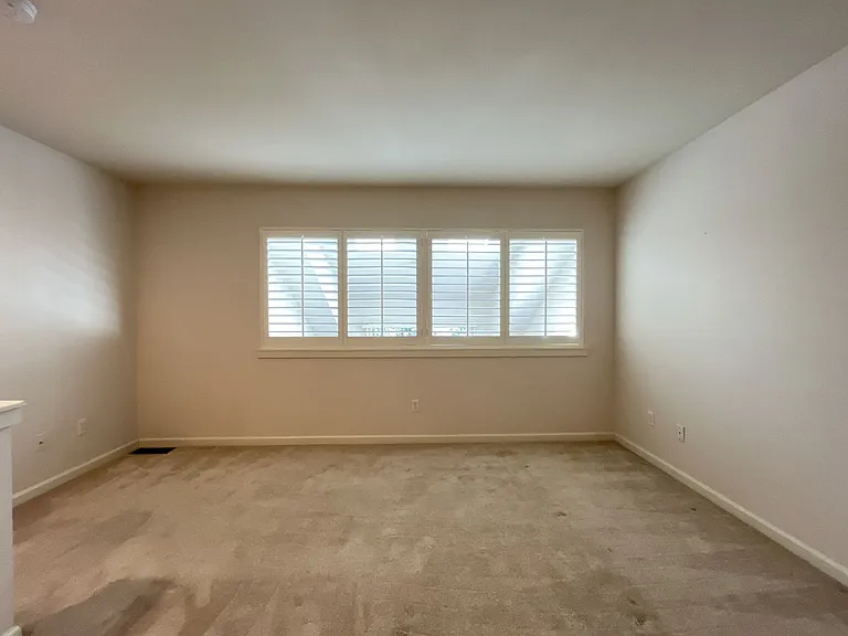 10272 NW Alder Grove Ln — Photo 21