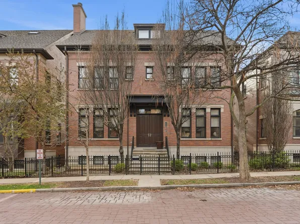 2660 N Hartland Ct, Chicago, IL 60614