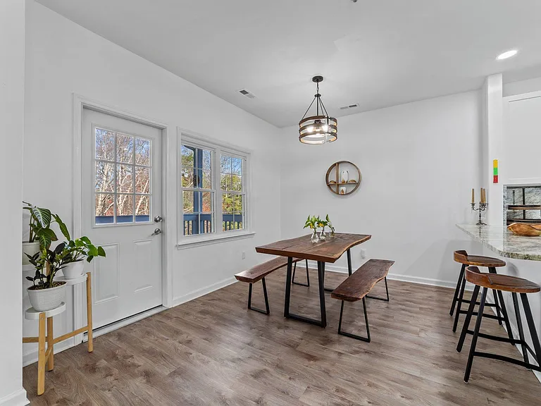 18823 Cloverstone Cir — Photo 10