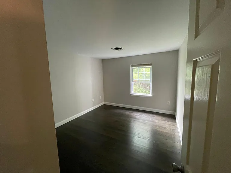 600 Brookside Dr #F — Photo 19