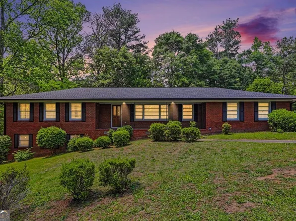 14 Poplar St, Fairburn, GA 30213