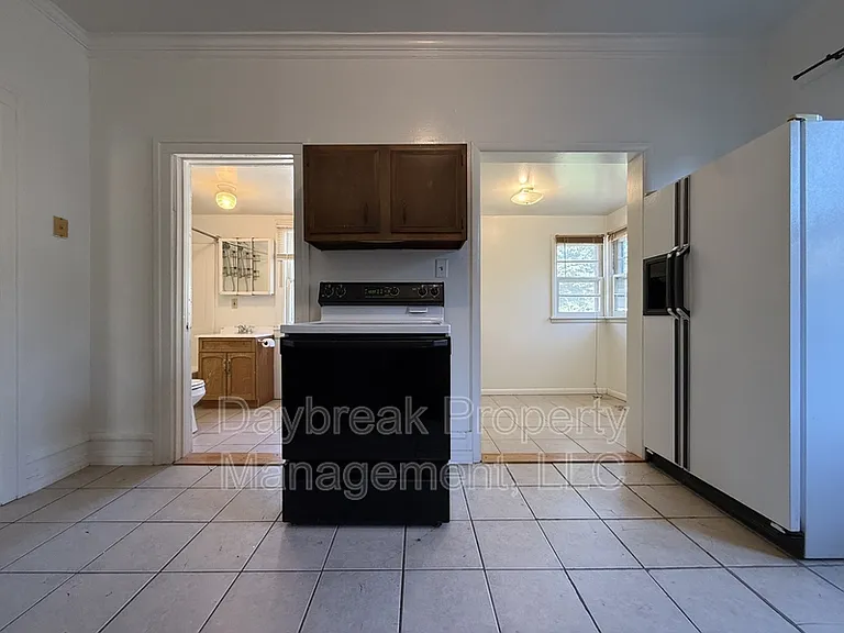 1228 10th St N #4 — Photo 16