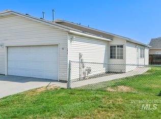 1912 N Fawnwood Ct, Nampa, ID 83687